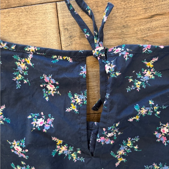 Floral Ruffle Navy Top - Picture 3 of 3